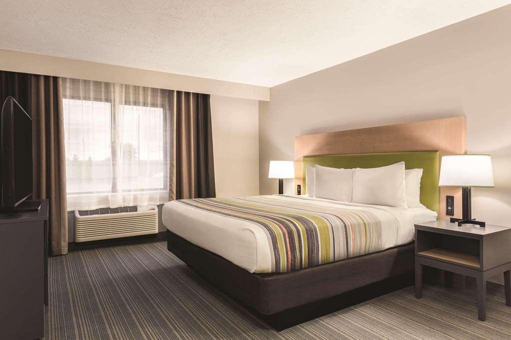 Country Inn & Suites By Radisson, Erie, Pa Kearsarge Стая снимка